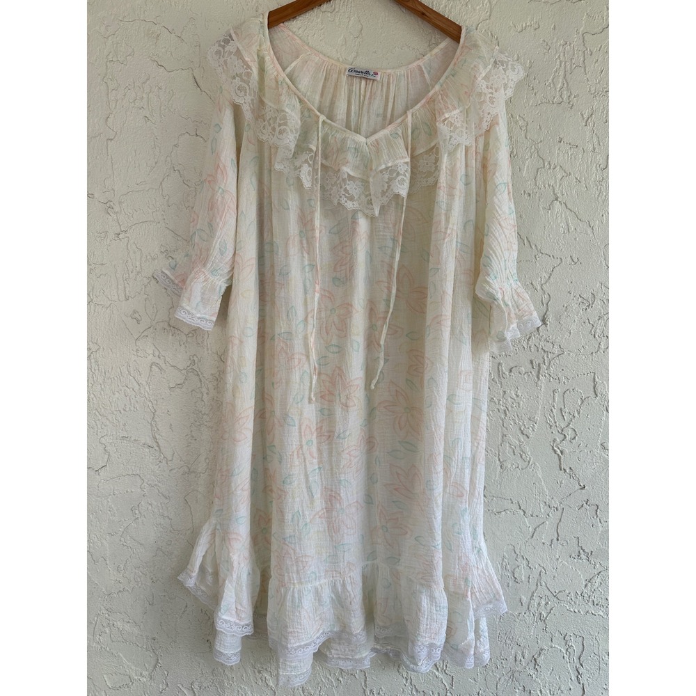 Vintage Amaretta Pastel Floral Lace Trim Nightgown Women Small USA Cottagecore